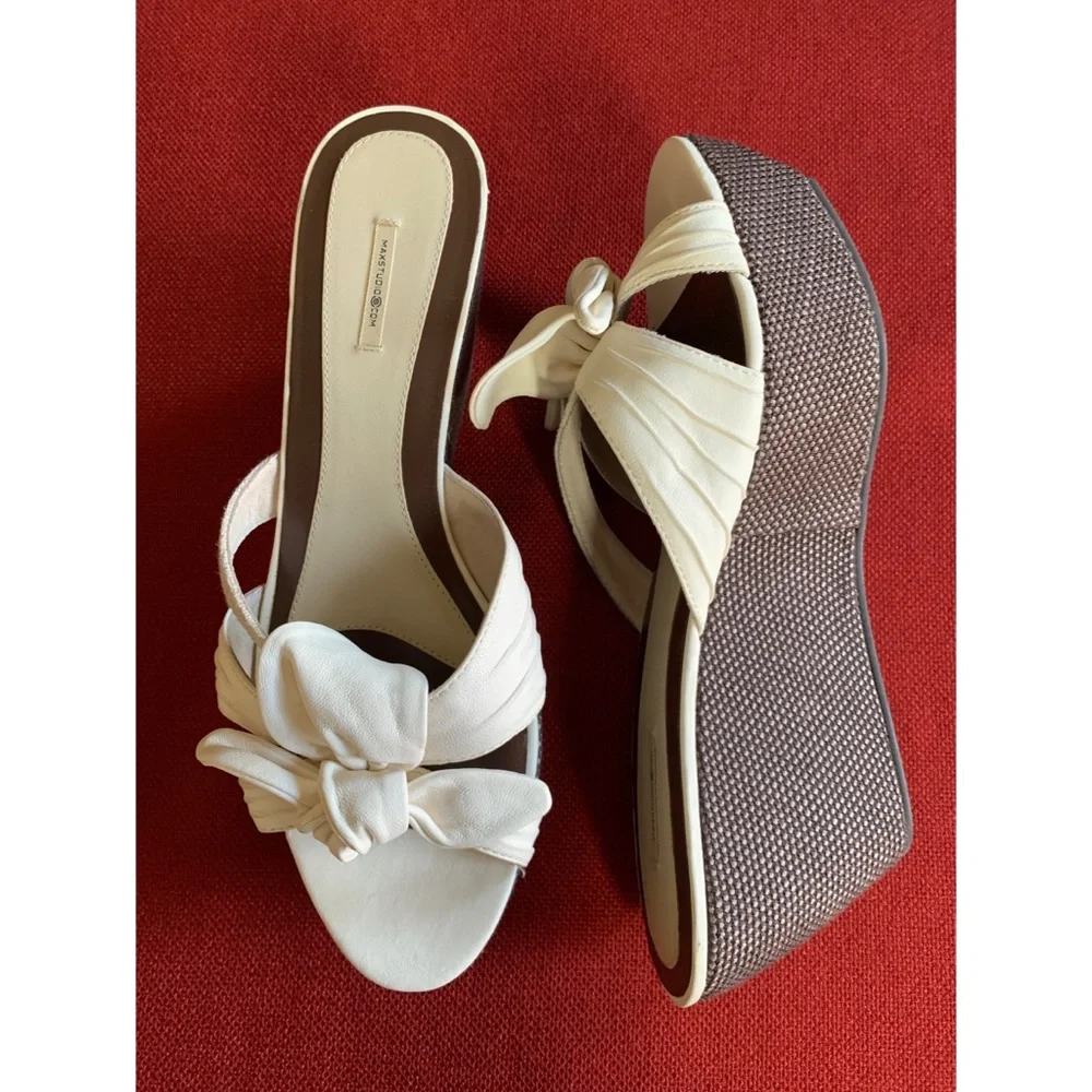 Max Studio off white wedge sandals 7